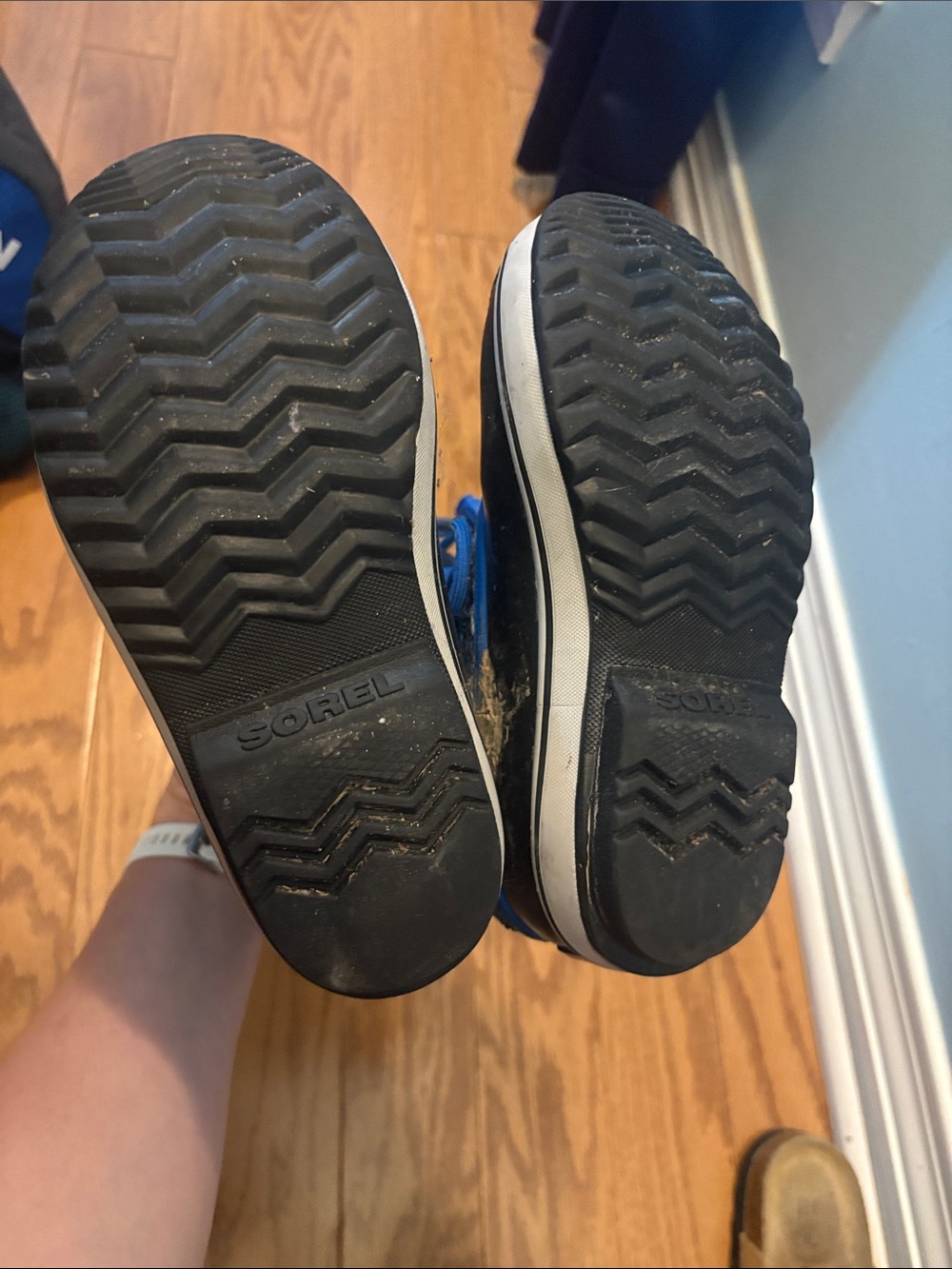Sorel Boys Waterproof Snow Boots - Picture 4 of 4